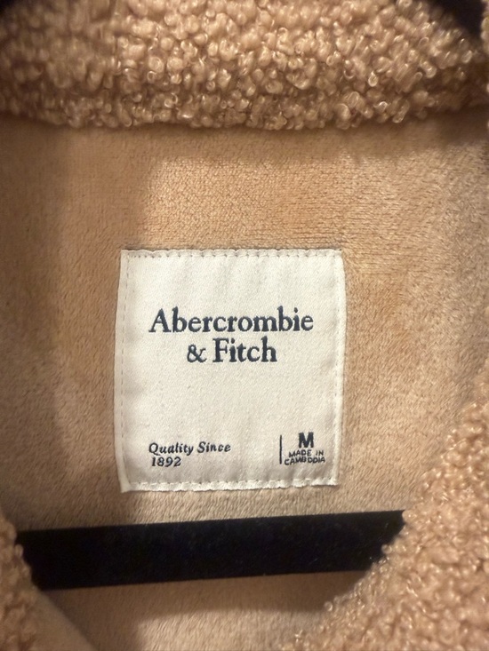 Like New Abercrombie & Fitch Tan Fleece-Lined Jacket-Medium - Picture 2 of 2